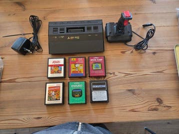 Atari - 2600 VCS - Atari 2600 met games - Videogameconsole +, Spelcomputers en Games, Nieuw