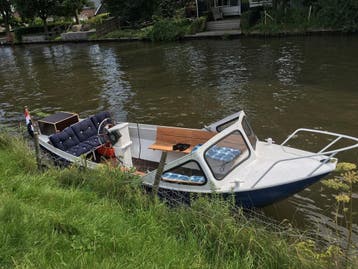 Stalen sloep met Honda 2-cilinder 4-takt | 1-9 personen, Gebruikt, Staal, Grachtenboot, Ophalen