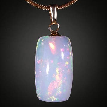 Geen minimumprijs – 5,9 ct Witte opaal met stralende roze-