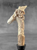 Snijwerk, NO RESERVE PRICE -Stunning magician carving from