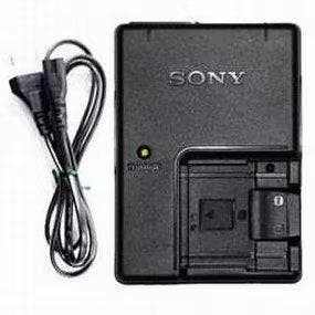 Sony BC-CS3 Acculader / Accu Lader voor NP-BD1, NP-FD1, NP-F, Audio, Tv en Foto, Fotografie | Fotostudio en Toebehoren, Zo goed als nieuw