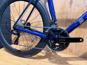Trek Madone SL5 - Carbon wielset - Shimano 105, 28 inch, Carbon, Heren, Nieuw