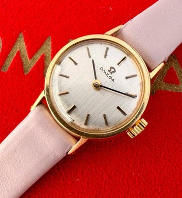 Omega - Genève Ladies’ Watch 18K Solid GOLD, cal. 620 -, Nieuw