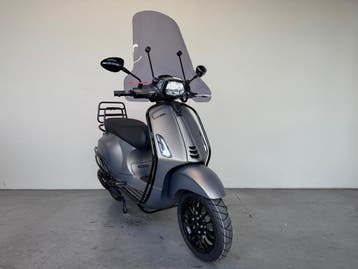 Vespa Sprint Snor 25 km/h, BWJ 2020, Titanium Gold, Gebruikt, Ophalen of Verzenden, Benzine, Maximaal 25 km/u