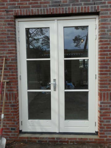 COMPLETE SET TUINDEUREN - Hardhout incl. kozijn en HR++ glas, Ophalen, Nieuw, Buitendeur, Hout