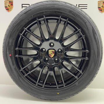 Porsche Cayenne ORIGINELE 20inch RS Spyder zwart met banden, Auto-onderdelen, Banden en Velgen, Ophalen, Gebruikt, 275 mm, Banden en Velgen