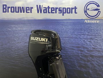 Suzuki 100 pk buitenboordmotor, Viertaktmotor, Ophalen of Verzenden, Zo goed als nieuw, 30 pk of meer