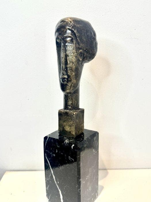 sculptuur, Woman bronze sculpture - after Modigliani - 25 cm, Antiek en Kunst, Curiosa en Brocante
