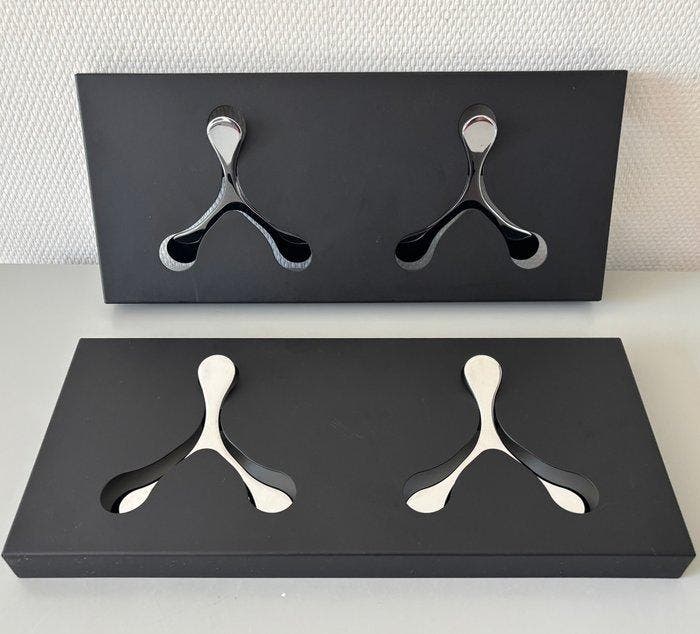 Tomasucci - Kapstok (2) - New Bin - Metaal - Set design, Antiek en Kunst, Antiek | Meubels | Stoelen en Banken