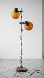 Staande lamp - Plastic - Een vintage vloerlamp in