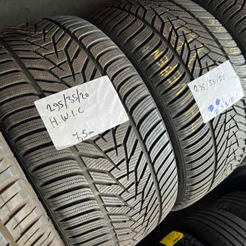 2 x Hankook Winter i*cept 295-35-20 Winterbanden 7,5mm, Auto-onderdelen, Banden en Velgen, Gebruikt, 295 mm, Band(en), Personenwagen