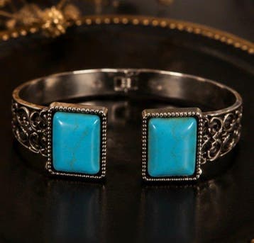 Elegante turquoise manchetarmband met dubbele cabochon –