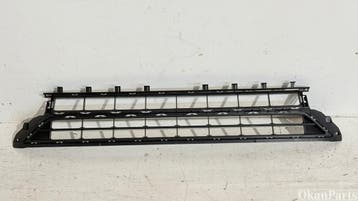 Volkswagen Polo 2G onder Grille 2GS853677, Ophalen, Gebruikt, Voor