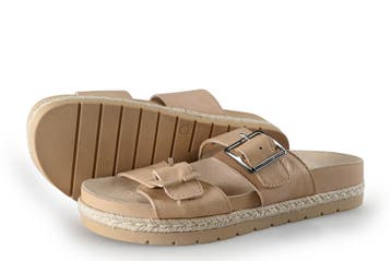 Bata Slippers in maat 37 Beige, Slippers, Verzenden, Beige, Bata