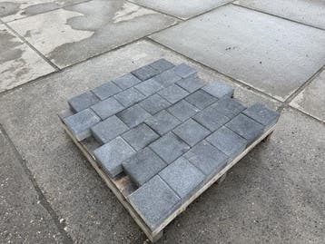 Veiling - 88,2 M2 Prijstopper! Betonsteen Donkergrijs 20x20x, Nieuw