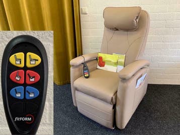 Kleine Fitform Sta op Stoelen in Leer en Stof: 3 Motorig!, Ophalen of Verzenden, Zo goed als nieuw, Leer
