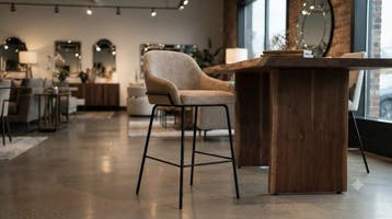 Online veiling: Barkruk Maxime, taupe (3 stuks), Zakelijke goederen, Horeca | Meubilair en Inrichting, Nieuw in verpakking