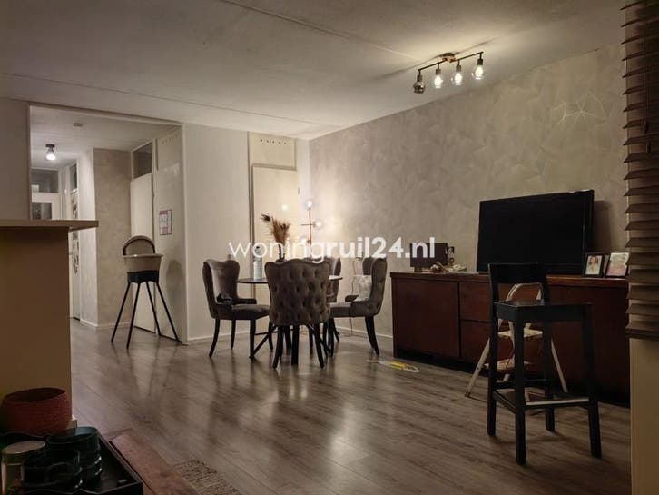 Woningruil - Poolsterplein 19 - 3 kamers en Rotterdam, Huizen en Kamers, Woningruil, Rotterdam