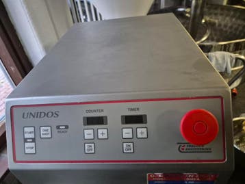 UNIDOS oliebollendoseermachine in veiling, Gebruikt, Bakkerij en Slagerij