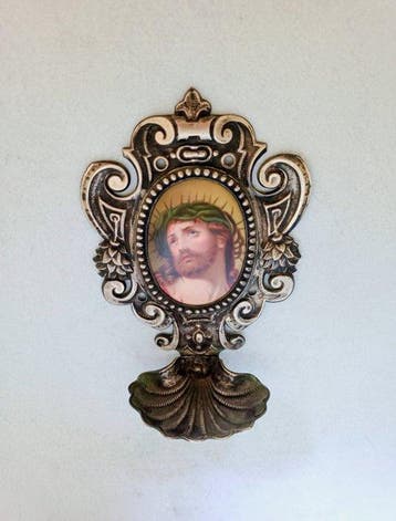 Wijwatervat - 170 Years Old - Hand Enameled Jesus -, Antiek en Kunst