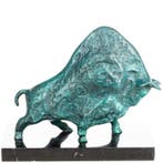 Figuur - Grün Patinierte Bronzefigur Abstrakter Stier -, Antiek en Kunst