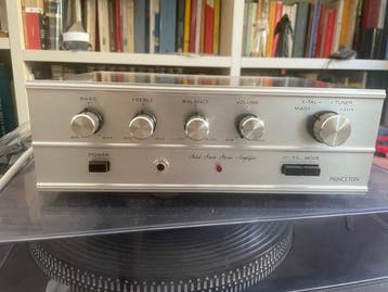 Princeton - Solid-State Stereo-Versterker - Solid state, Nieuw