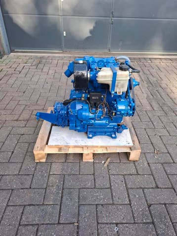 Lister LPW2 scheepsmotor (20pk) met keerkoppeling, Ophalen of Verzenden, Nieuw