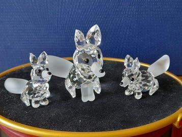 Swarovski - Beeldje - Moeder vos met 2 jongen (3) - Kristal