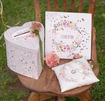Bruidsset Floral Wedding met gastenboek+moneybox+ringkussen, Verzenden, Nieuw, Versiering, Geboorte of Huwelijk