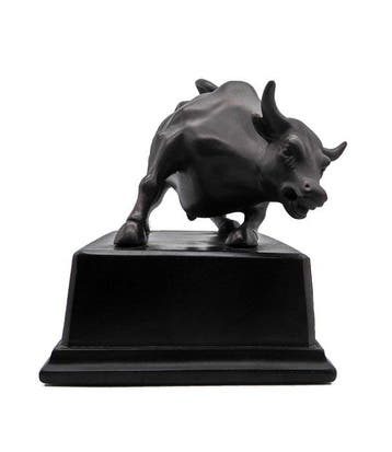 Arturo Di Modica (1941 – 2021) - sculptuur, The Wall Street