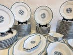 Lanternier & Fils, Limoges - Eetservies (63) - Exclusive