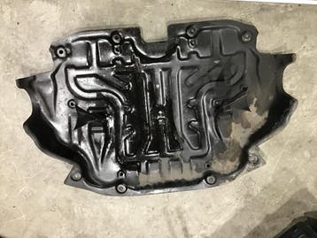 Mercedes S600 A2215240601 onderplaat motor bescherm plaat, Gebruikt, Mercedes-Benz