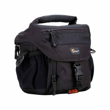 Lowepro Nova 140 AW met garantie, Audio, Tv en Foto, Ophalen of Verzenden, Gebruikt