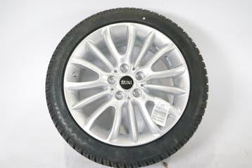 MINI Clubman F54 OEM Velg met band 7,5J X 17 ET54 NIEUW!, Ophalen of Verzenden, Gebruikt