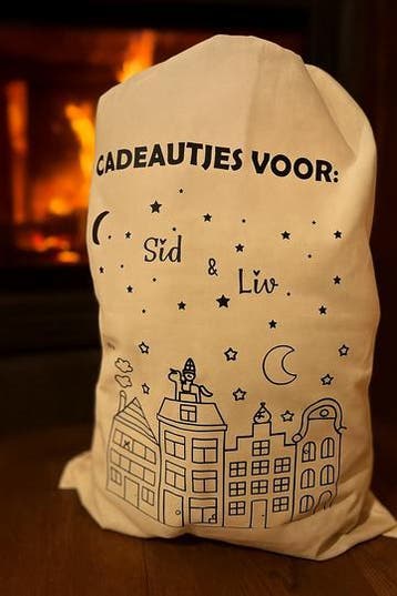 Sinterklaas cadeauzak met naam, Diversen, Sinterklaas, Ophalen of Verzenden, Nieuw
