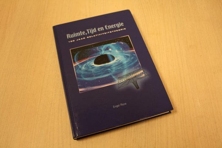 9789090195490 . Titel:  Ruimte, tijd en energie / 100 jaa..., Boeken, Overige Boeken, Verzenden