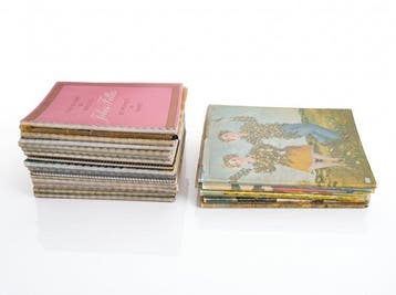 Diversen - Lot met 25 catalogues - Liste des Grands Vins
