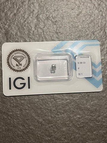 1 pcs Diamant (Natuurlijk) - 0.36 ct - Smaragd - F - SI1 -, Nieuw