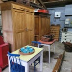 Brocante/Vintage oude kast/kasten kledingkast servieskast, Ophalen