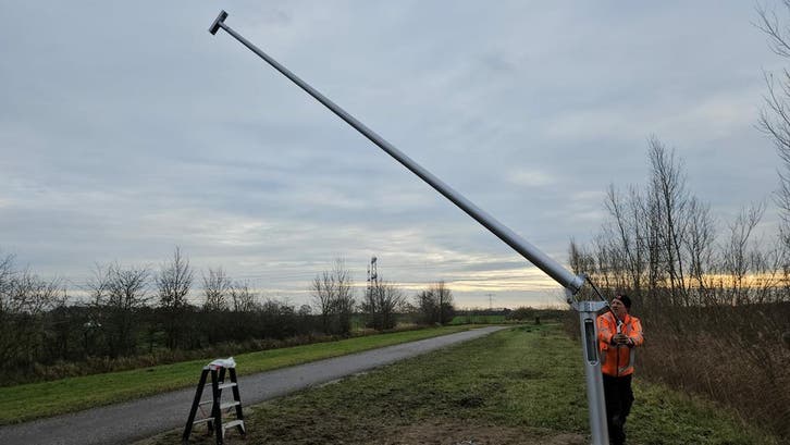 Kantelbare cameramast mast 8 meter geanodiseerd aluminiu..., Diversen, Overige Diversen