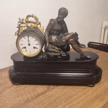 Figurale pendule - Croix Escabasse à Libourne - regelaar,