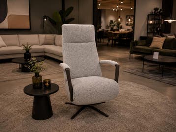 JC Furniture Turn Elektrische Relaxfauteuil Sta-op Stoel, Nieuw, Turn Sta op stoel, JC Furniture, Draaifauteuil, prominent,montel