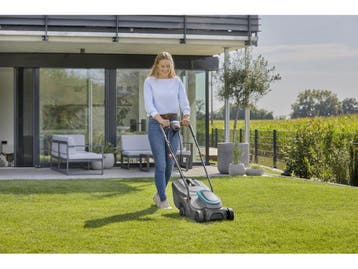 Gardena PowerMax 32/1200 G2 - Elektrische Grasmaaier - 32 cm, Tuin en Terras, Grasmaaiers, Verzenden, Zo goed als nieuw, Gardena