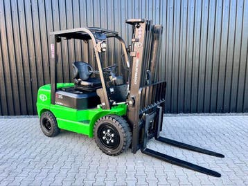 Elektrische Heftruck | 3/3.5 ton | 4800 mm | Sideshift vanaf, Ophalen, 3000 tot 4000 kg, EP, Heftruck