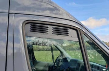 Ventilatie roosters camper Mercedes Sprinter VW Crafter, Caravans en Kamperen, Ophalen of Verzenden, Nieuw