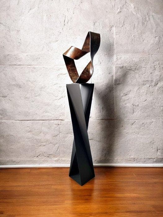 JVSculptures - Javi Villarroel Seoane - Standaard -, Antiek en Kunst, Kunst | Designobjecten