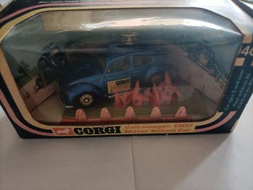 Corgi 1:43 - Modelauto - Volkswagen 1300 Motor School -, Nieuw