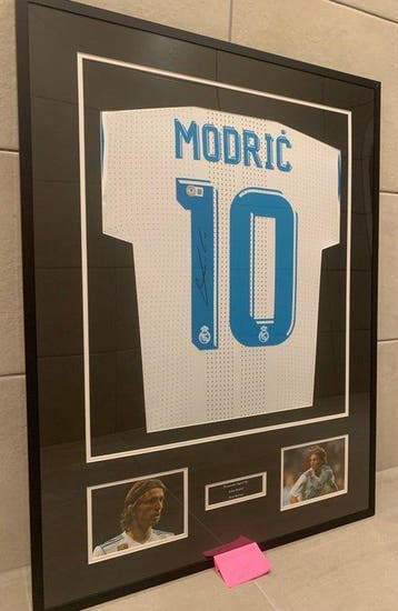 Real Madrid - Spaanse voetbal competitie - Luka Modric -, Nieuw