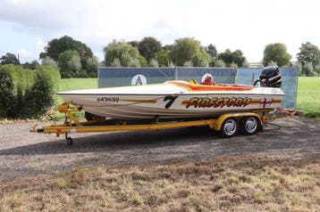 Veiling: Speedboot Bernico 21 Firestorm Benzine 300pk Met Tr, Watersport en Boten, Ophalen, Gebruikt, Benzine