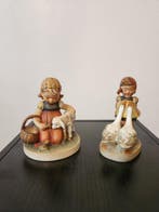 W. Goebel - Beeldje - Set van 2 Originele Goebel Hummel